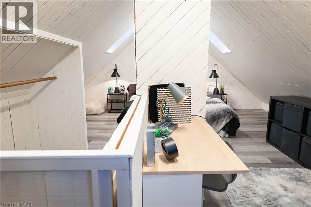 717 KNOX AVENUE Image 19