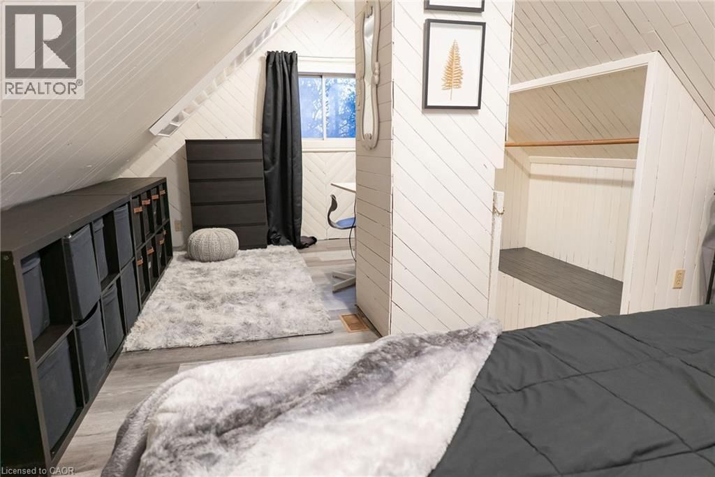 717 KNOX AVENUE Image 22