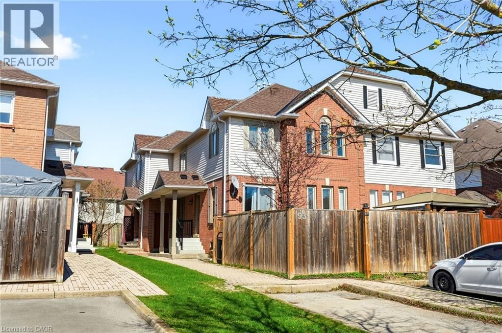 95 THORNLODGE DRIVE Image 1