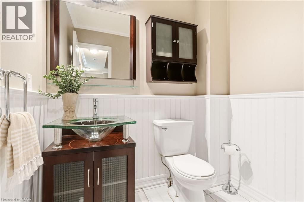 95 THORNLODGE DRIVE Image 13