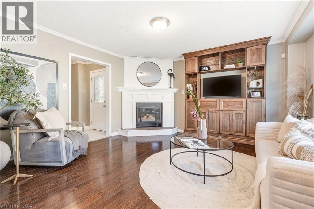 95 THORNLODGE DRIVE Image 5