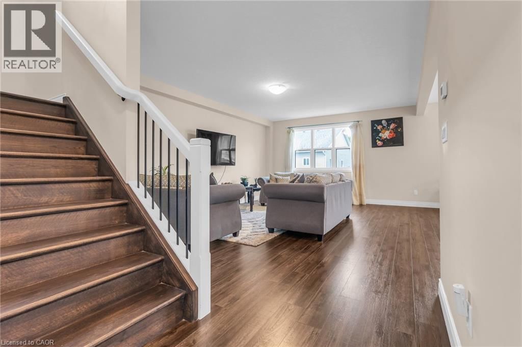 48 CASH CRES CRESCENT Image 10