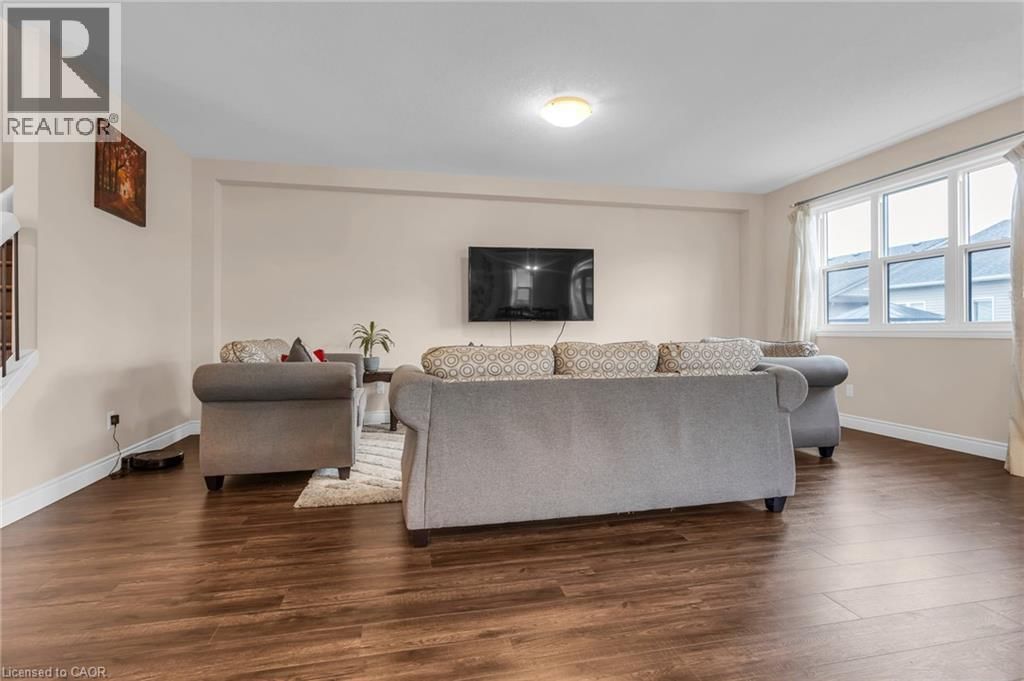 48 CASH CRES CRESCENT Image 13