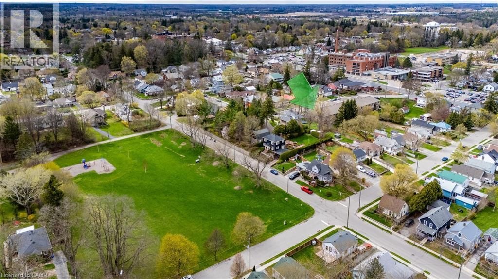 8 - 93 ELMHURST AVENUE Image 31