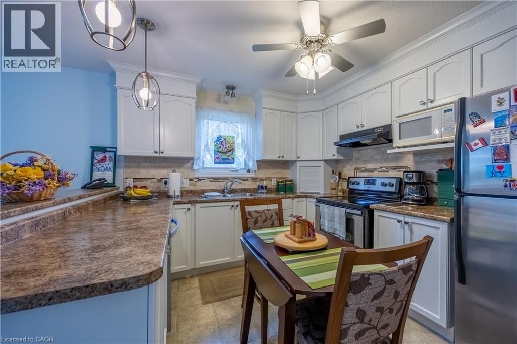 8 - 93 ELMHURST AVENUE Image 8