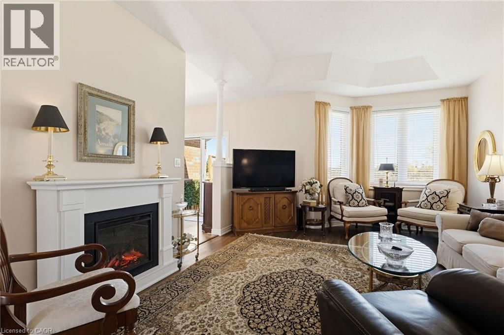 102 NORTHERNBREEZE STREET Image 12