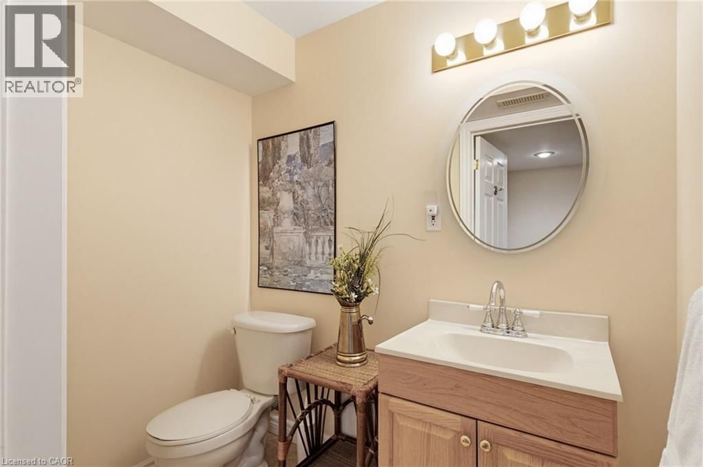 102 NORTHERNBREEZE STREET Image 31