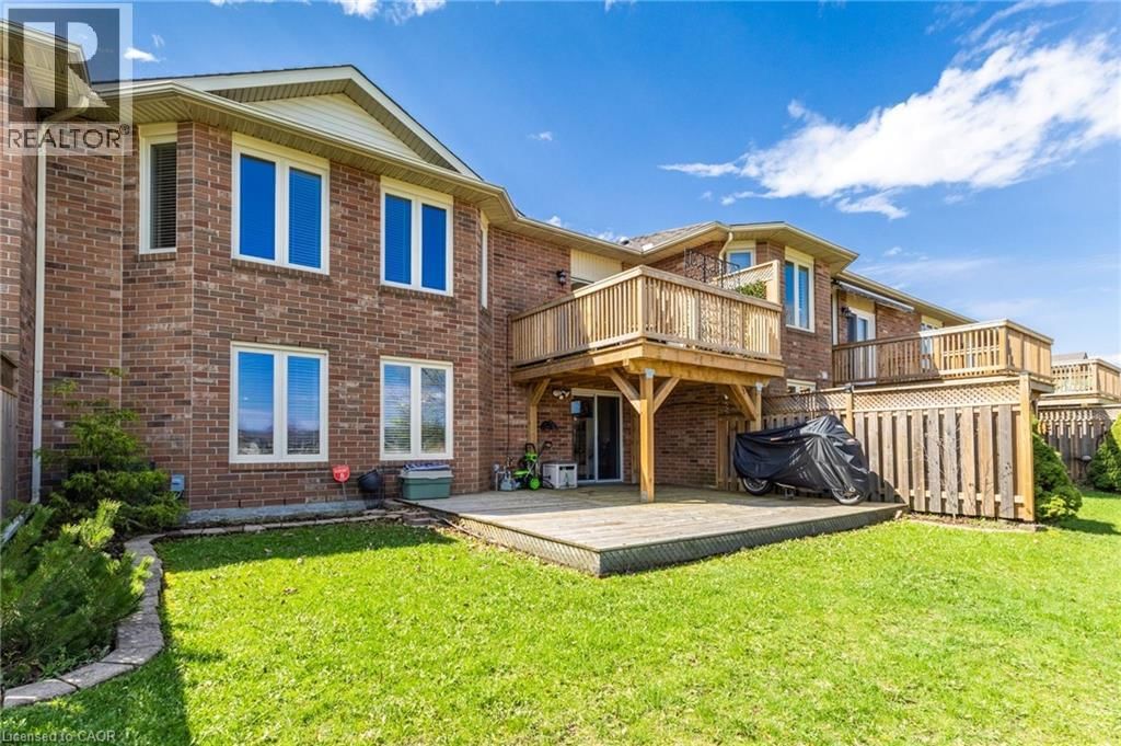 102 NORTHERNBREEZE STREET Image 34