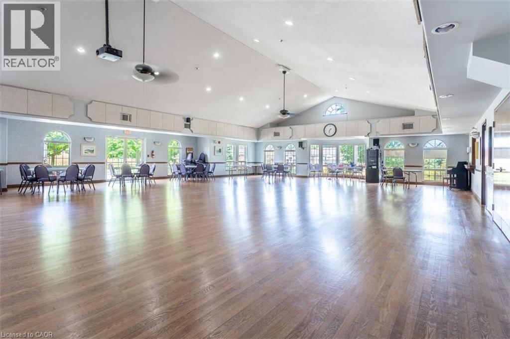 102 NORTHERNBREEZE STREET Image 45