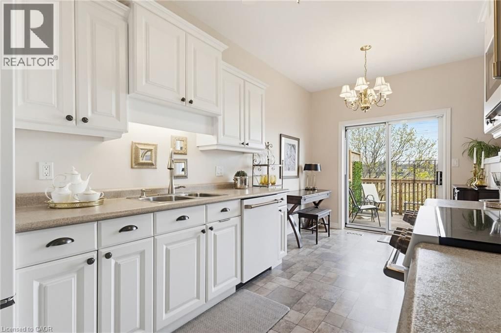 102 NORTHERNBREEZE STREET Image 7