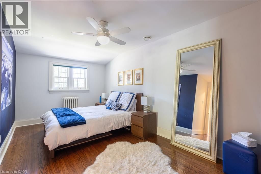 2055 LAKESHORE ROAD EAST Image 20