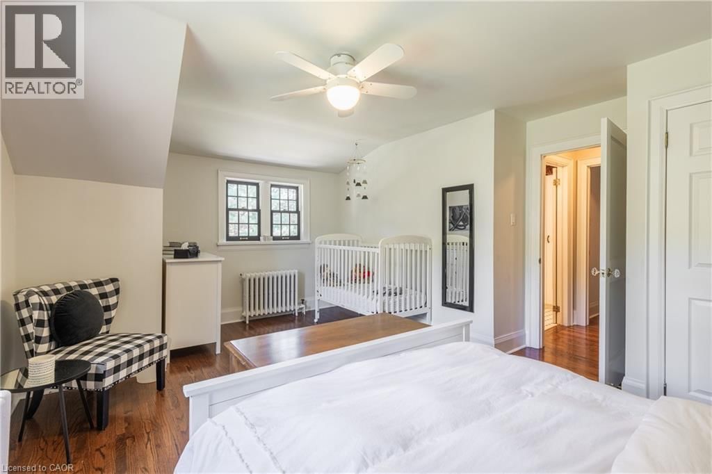 2055 LAKESHORE ROAD EAST Image 22