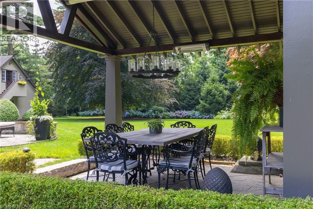 2055 LAKESHORE ROAD EAST Image 25