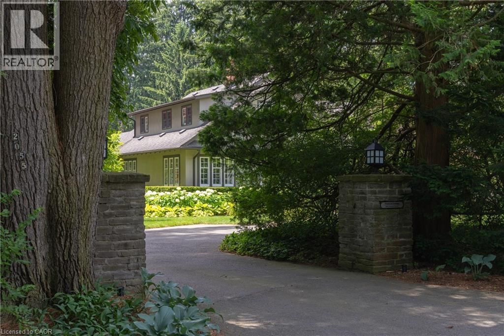 2055 LAKESHORE ROAD EAST Image 29