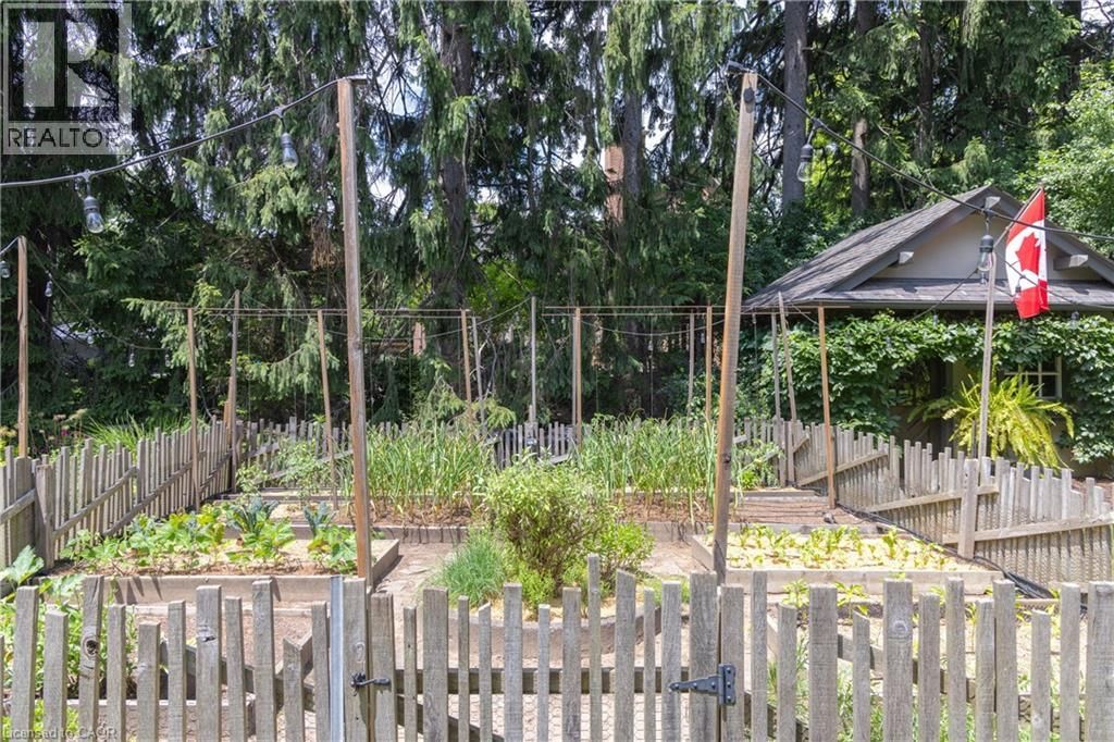 2055 LAKESHORE ROAD EAST Image 30