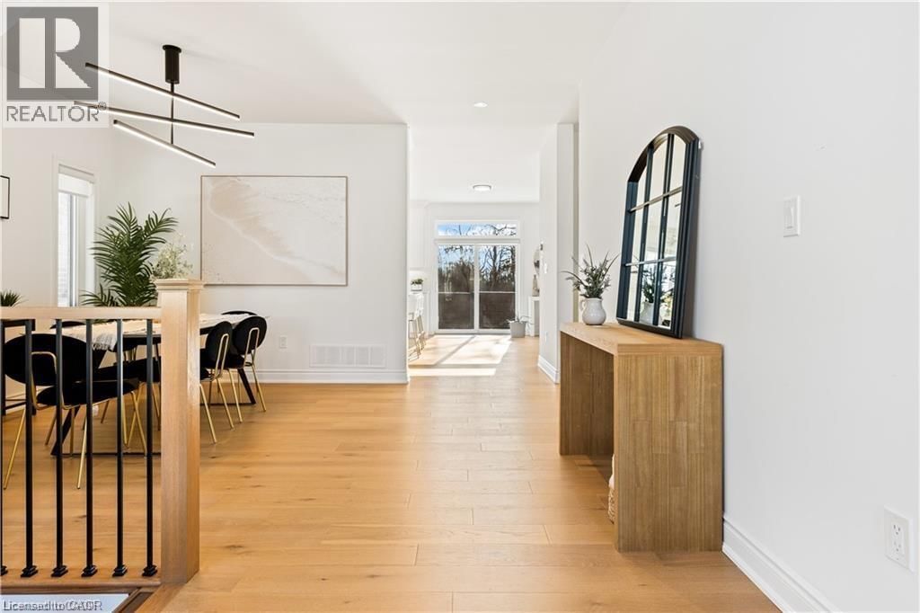 66 CESAR PLACE Image 2