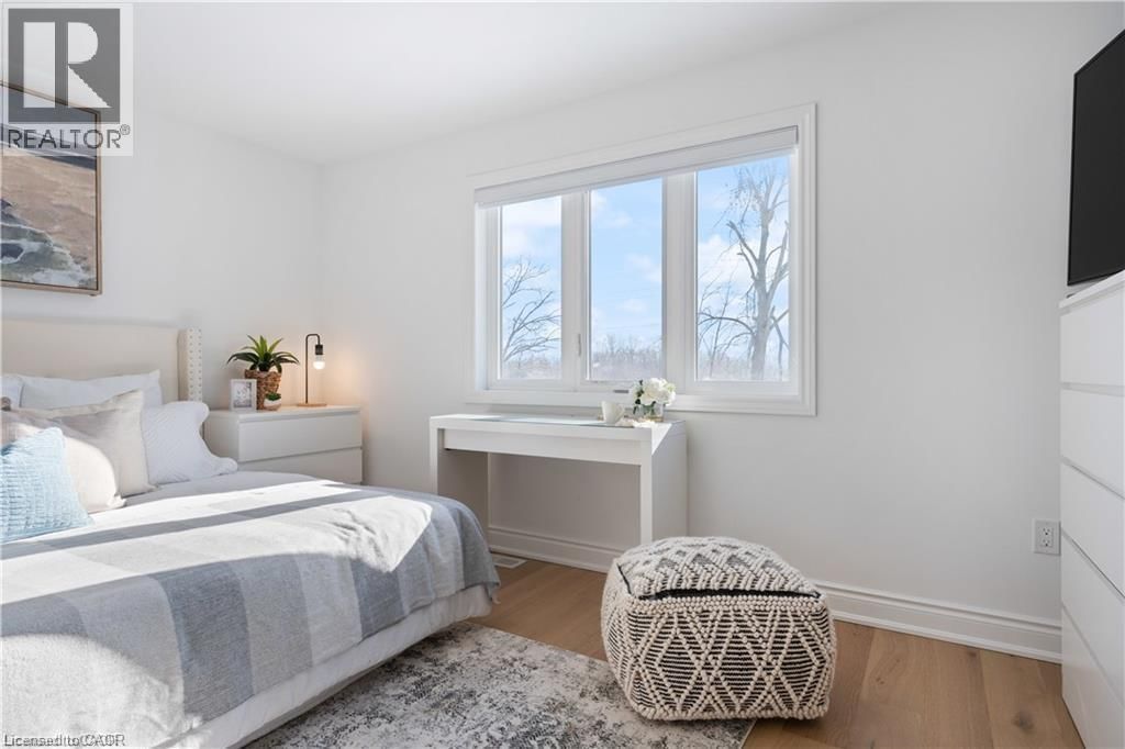 66 CESAR PLACE Image 28