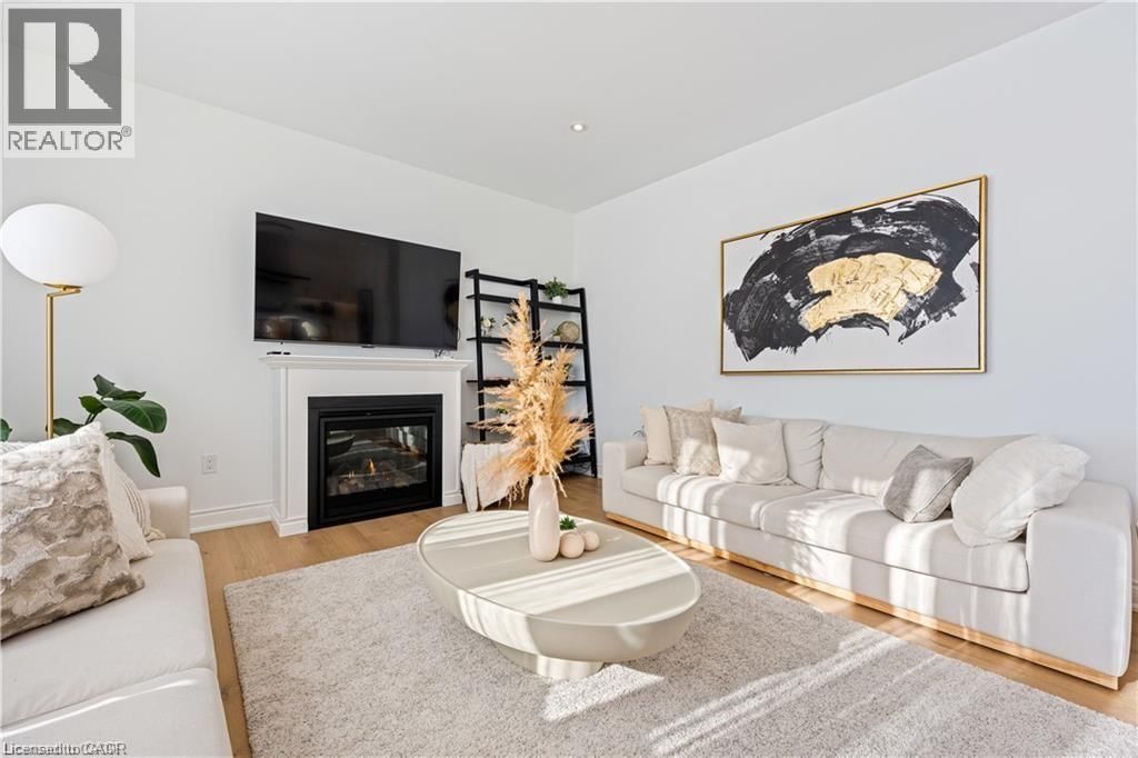 66 CESAR PLACE Image 9