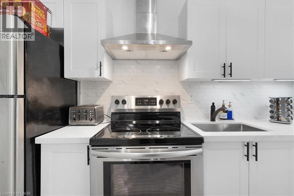 133 FREDERICK AVENUE Image 10