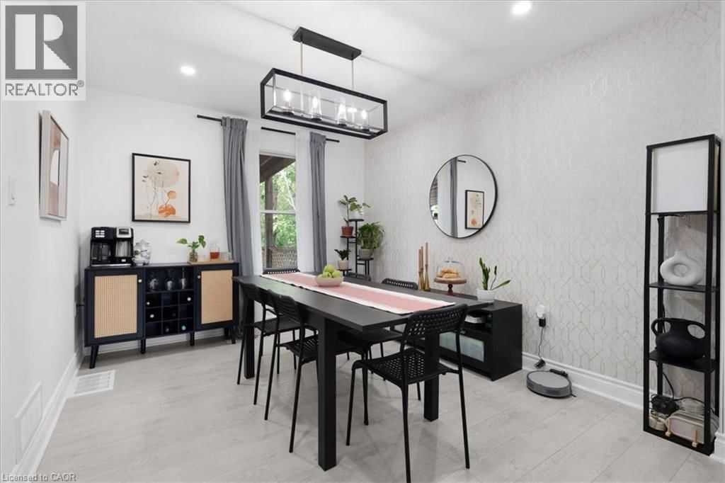 133 FREDERICK AVENUE Image 14