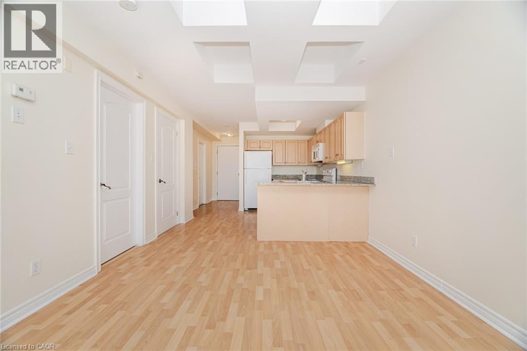 1605 - 135 JAMES STREET SOUTH Image 12