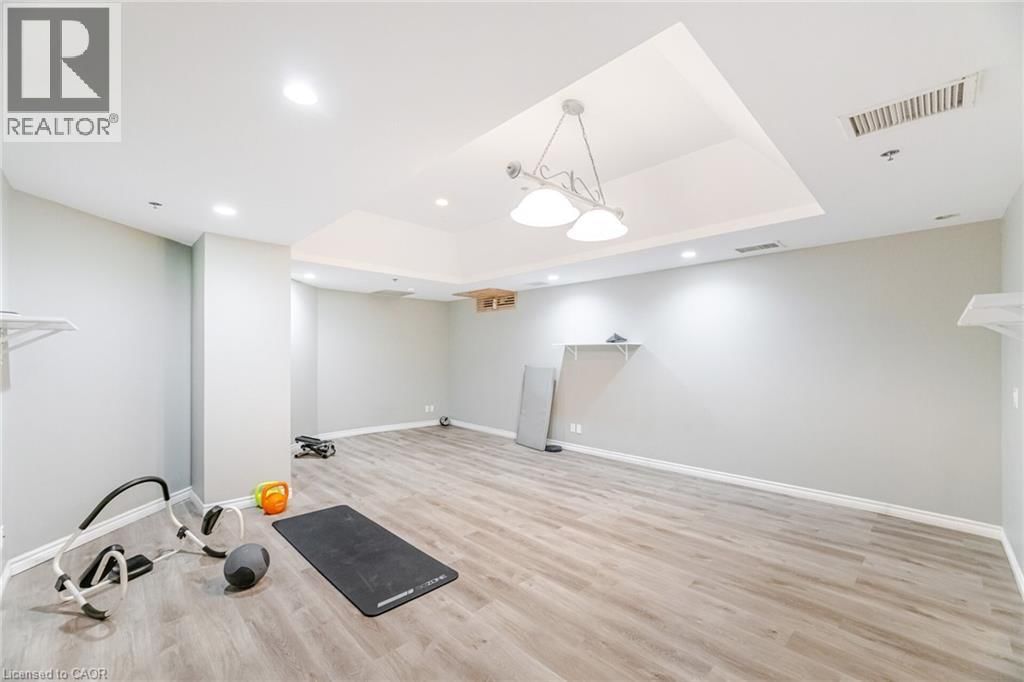 1605 - 135 JAMES STREET SOUTH Image 32