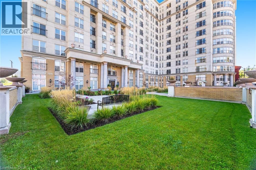 1605 - 135 JAMES STREET SOUTH Image 36