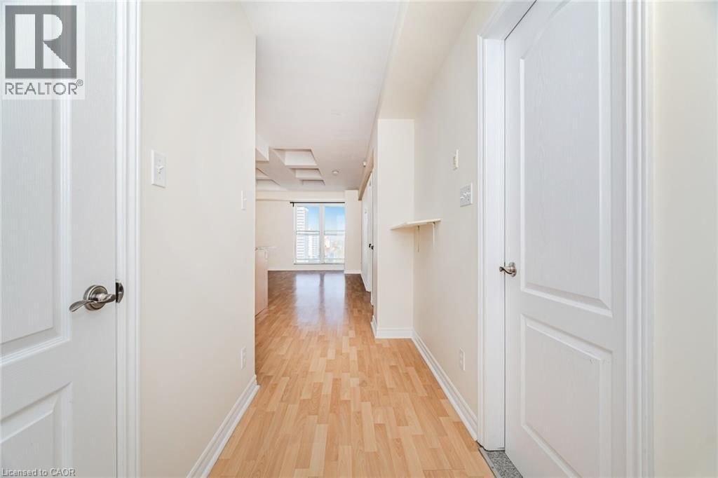 1605 - 135 JAMES STREET SOUTH Image 7