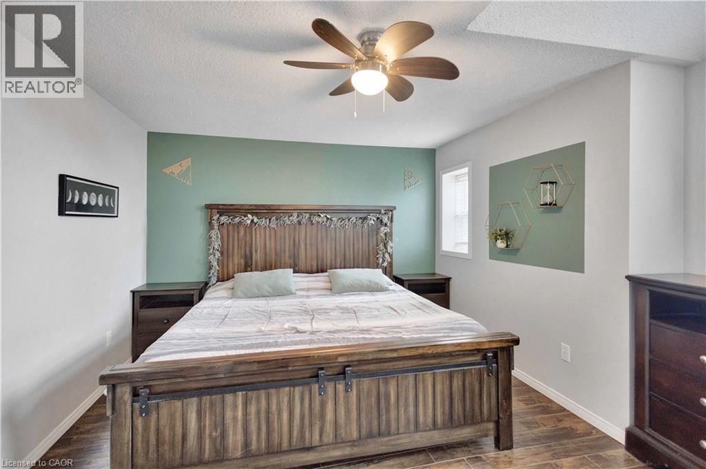 36 CASHEL CRESCENT Image 13