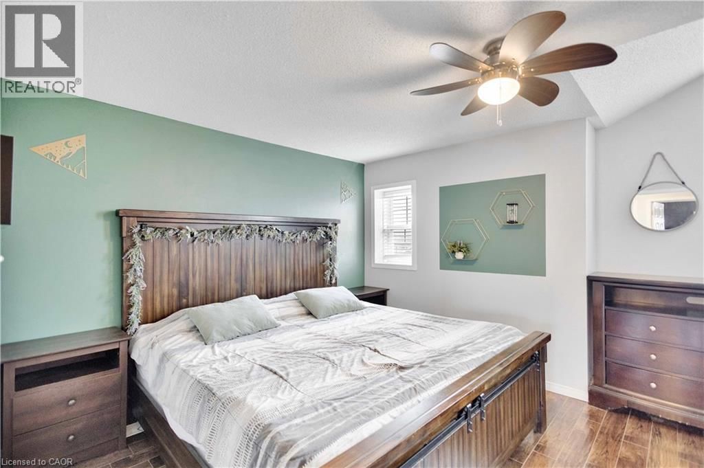 36 CASHEL CRESCENT Image 16