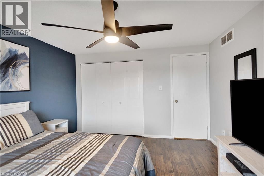 36 CASHEL CRESCENT Image 18