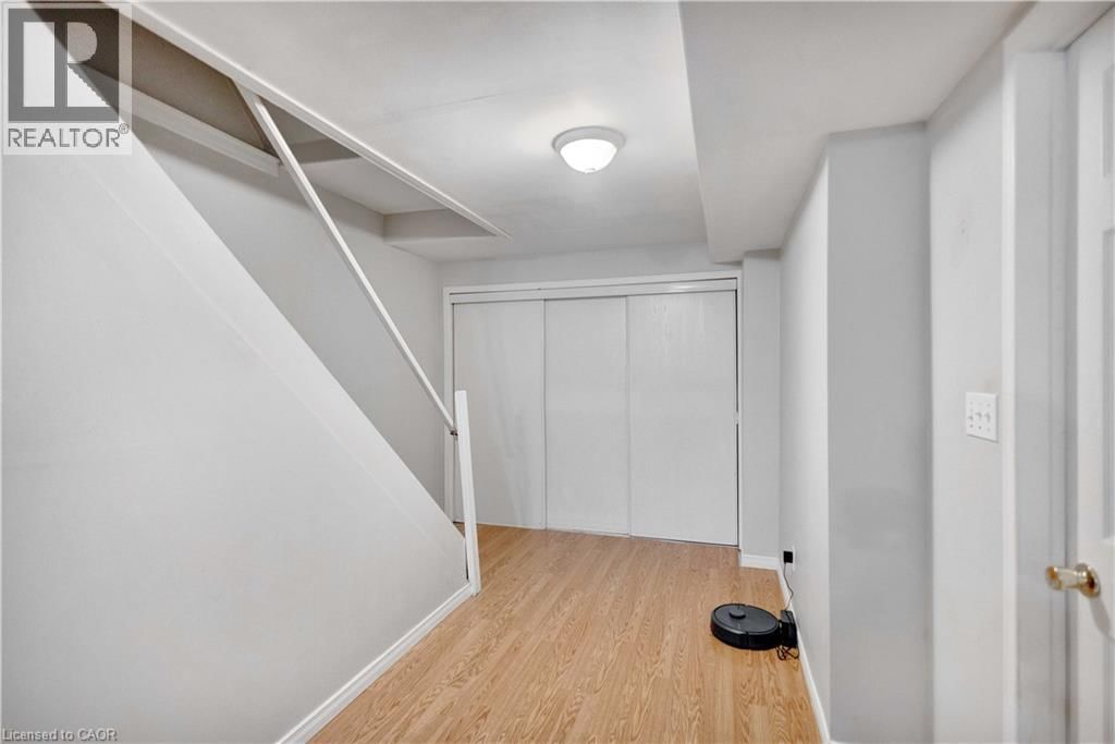 36 CASHEL CRESCENT Image 23