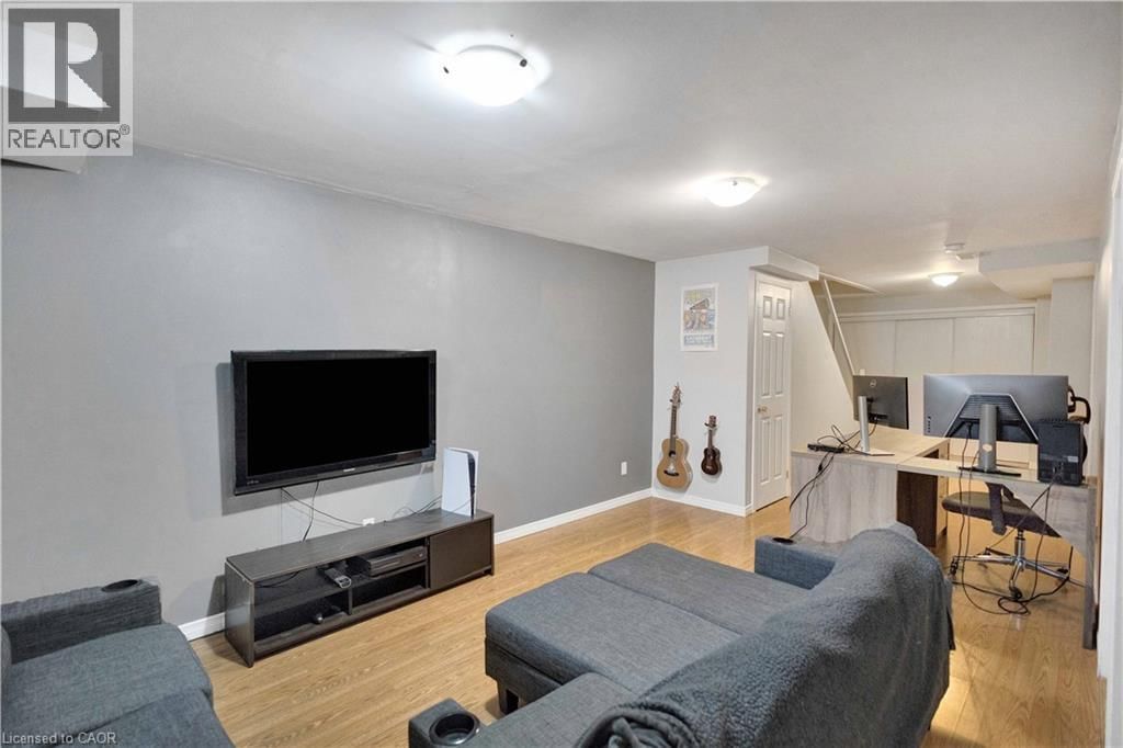 36 CASHEL CRESCENT Image 26