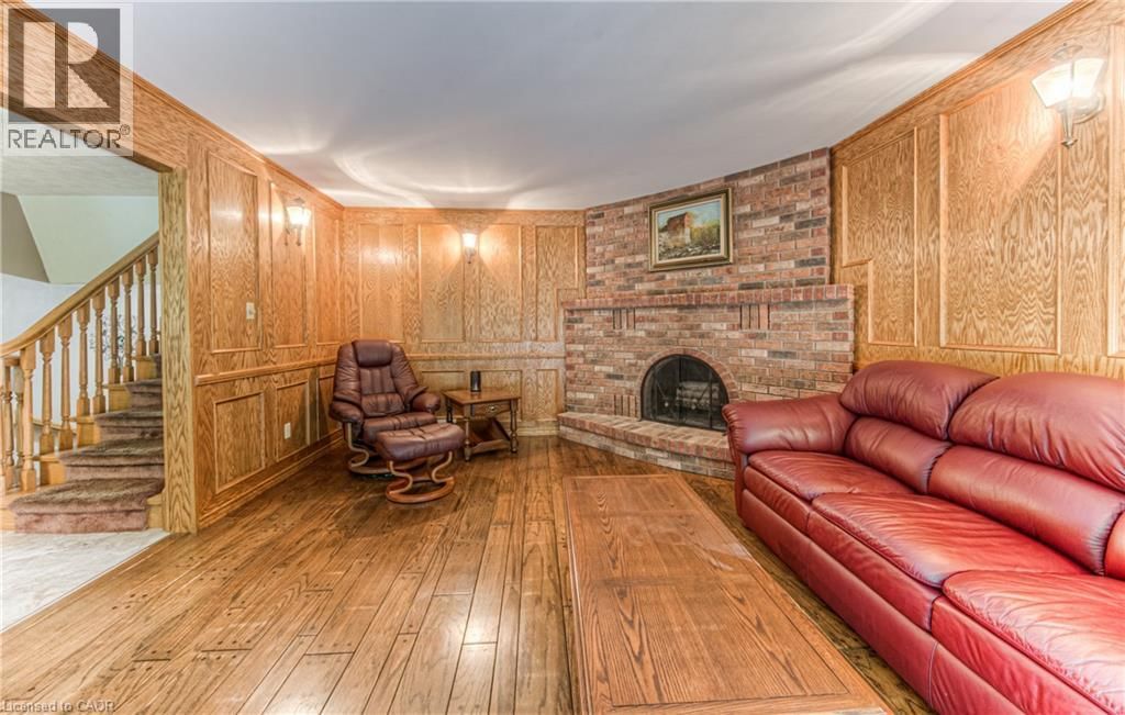 65 TRAILVIEW DRIVE Image 13