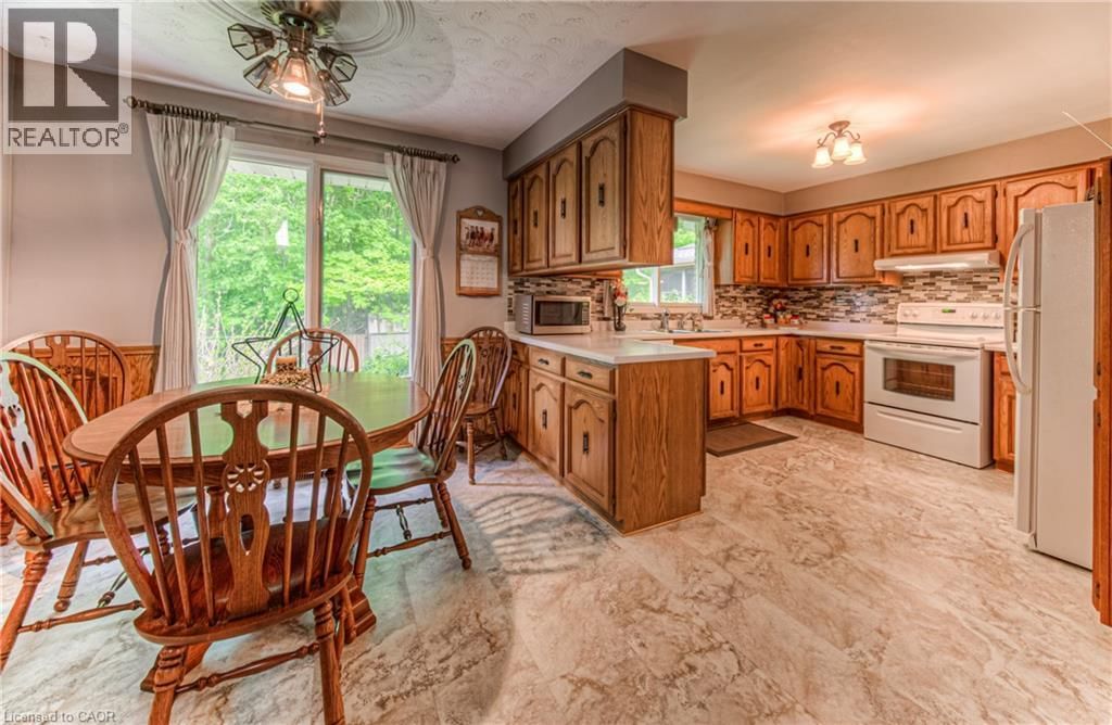 65 TRAILVIEW DRIVE Image 17