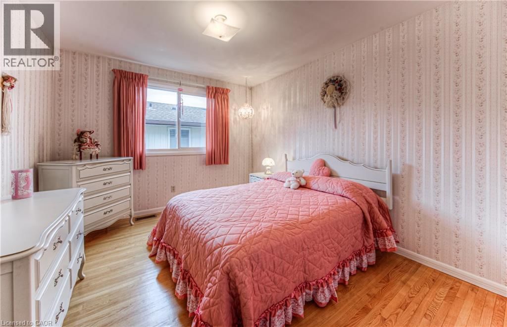 65 TRAILVIEW DRIVE Image 25