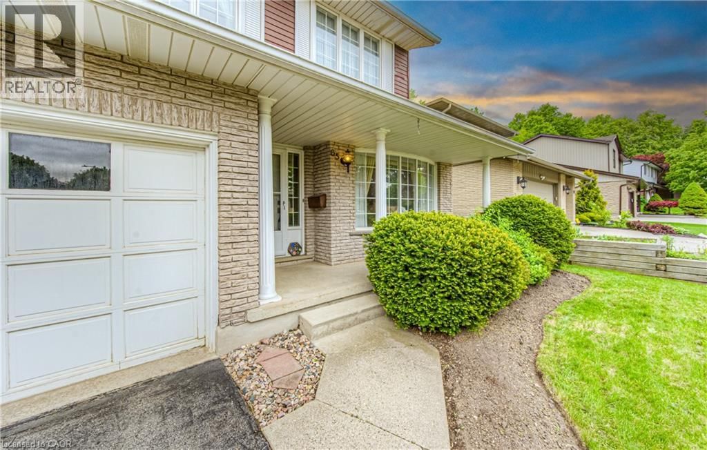 65 TRAILVIEW DRIVE Image 3