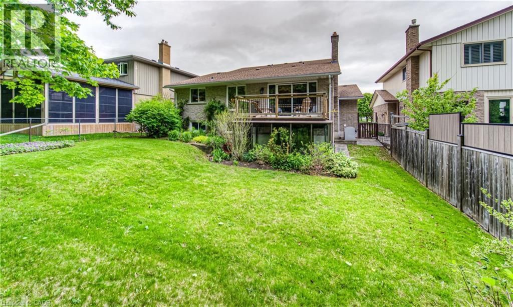 65 TRAILVIEW DRIVE Image 42