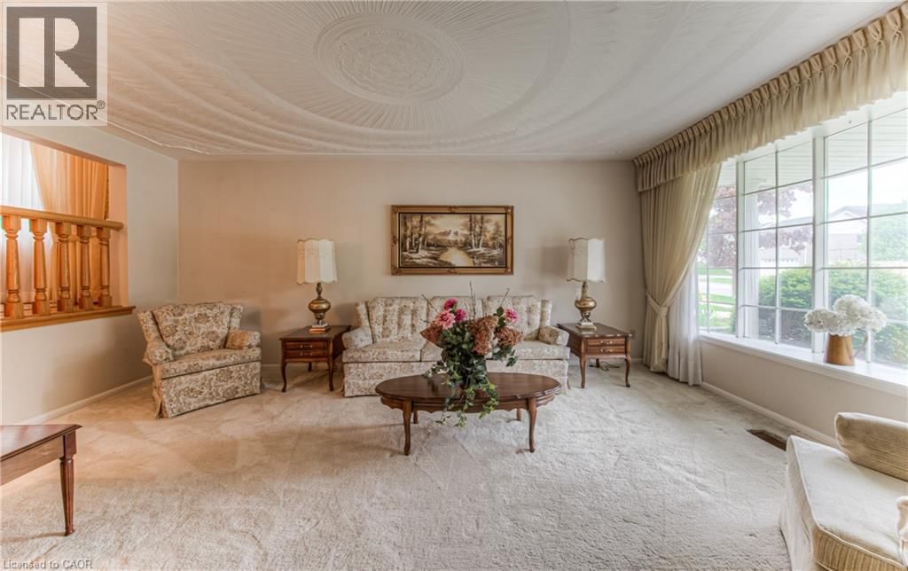 65 TRAILVIEW DRIVE Image 5