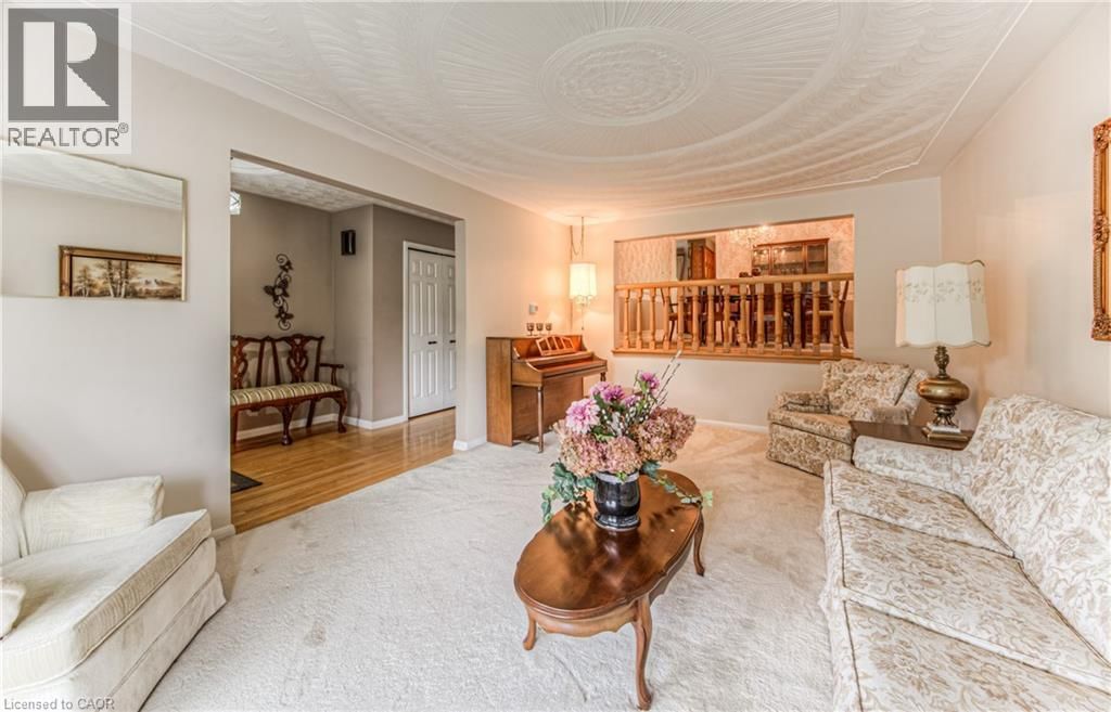 65 TRAILVIEW DRIVE Image 7