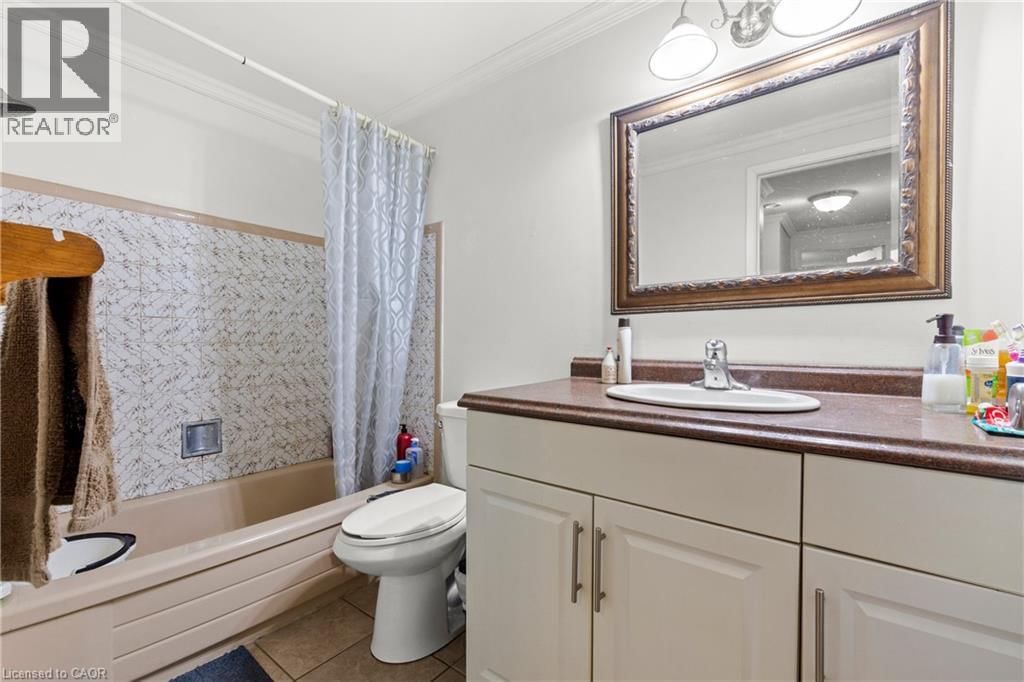 566 GREENHILL AVENUE Image 19