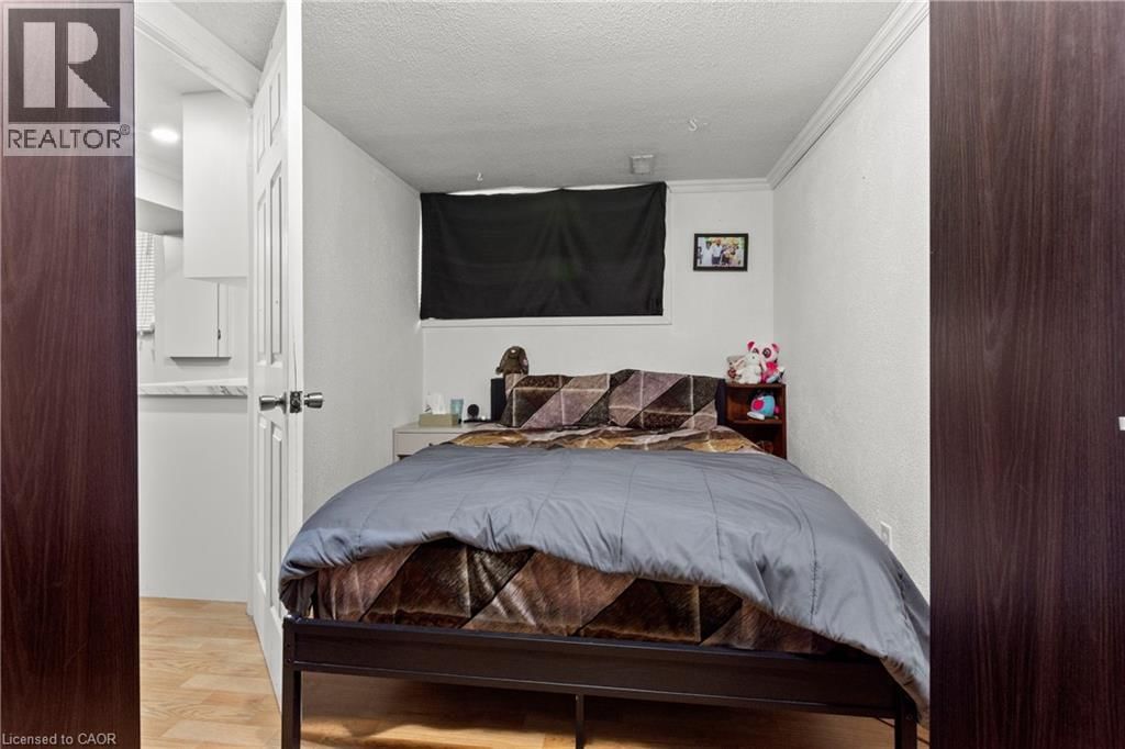 566 GREENHILL AVENUE Image 26