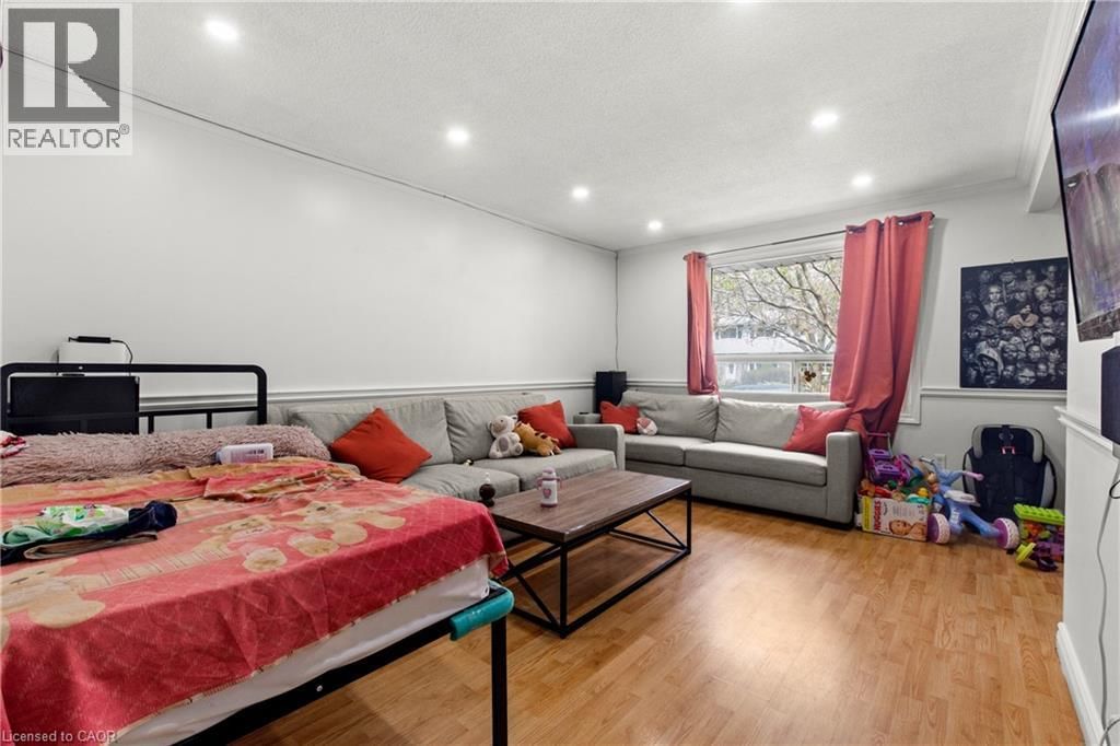 566 GREENHILL AVENUE Image 7