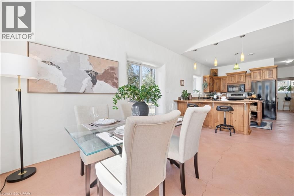 5578 11TH LINE Image 11