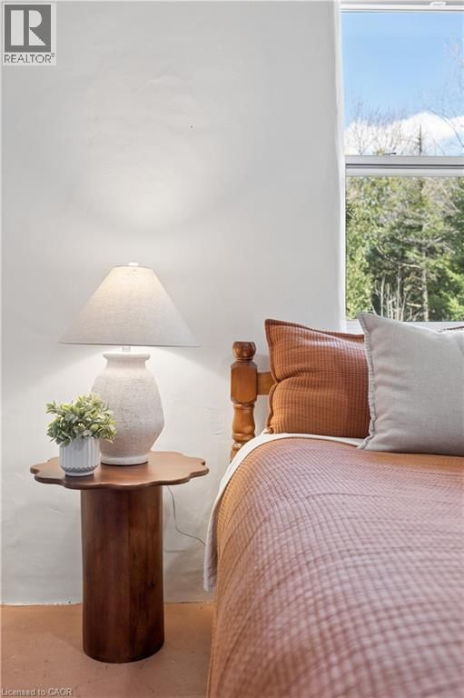 5578 11TH LINE Image 17