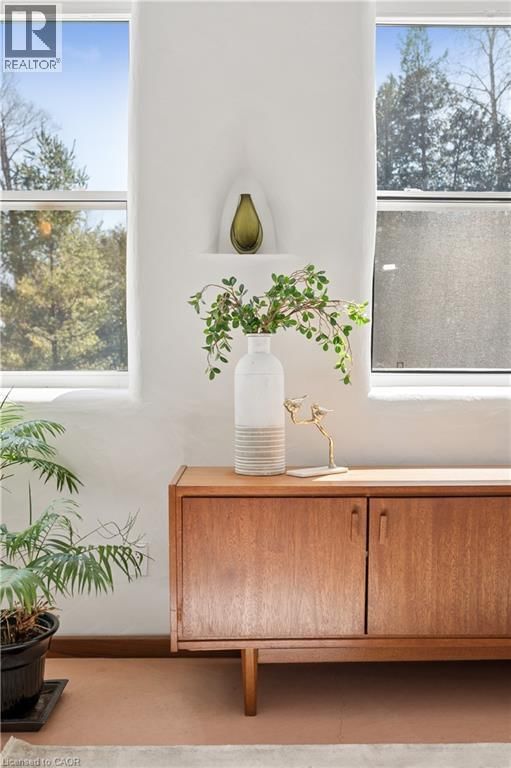 5578 11TH LINE Image 6