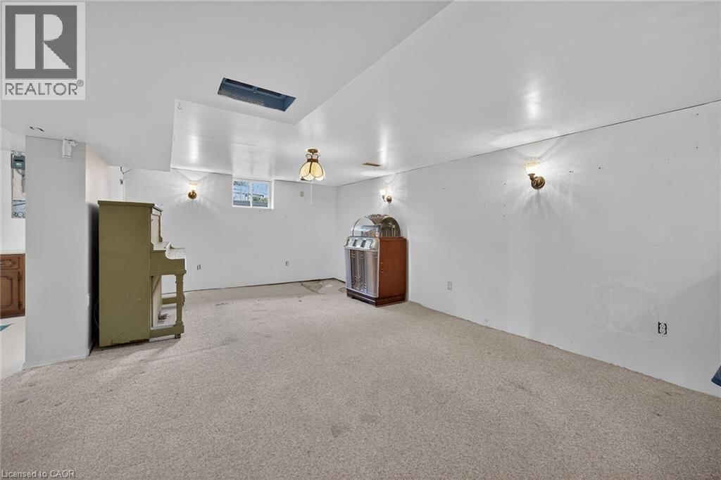 156 CHESLEY STREET Image 23