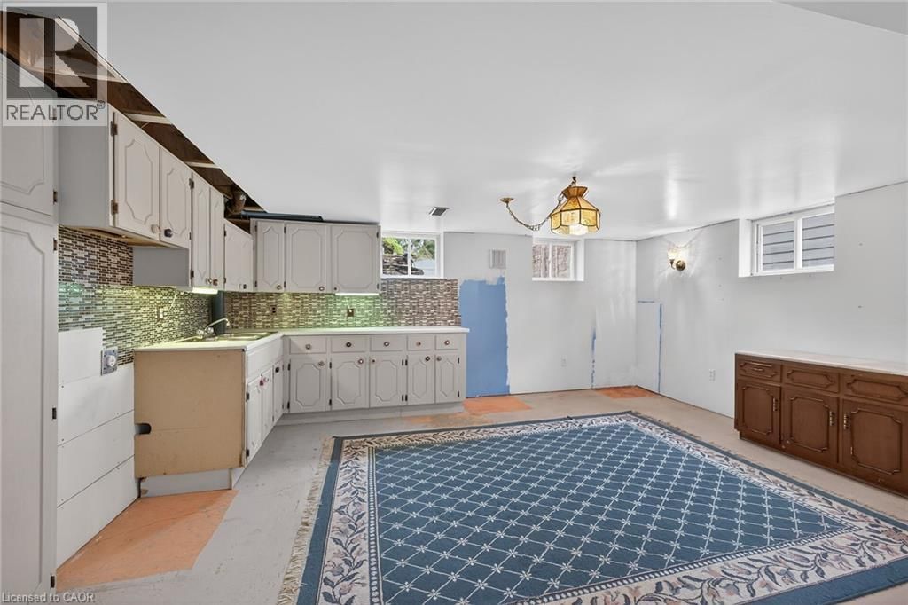 156 CHESLEY STREET Image 25