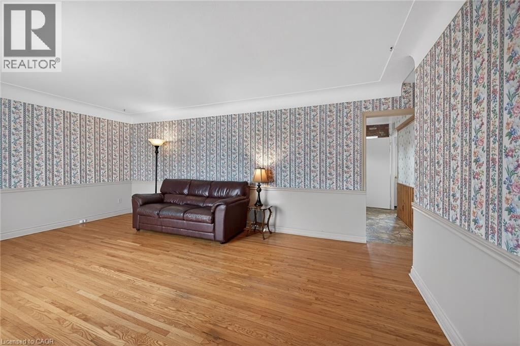 156 CHESLEY STREET Image 5