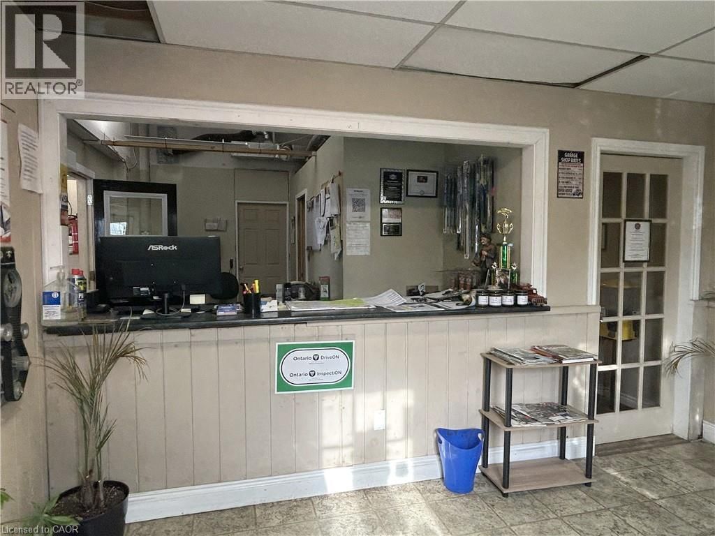 2222 NORFOLK STREET SOUTH Image 8